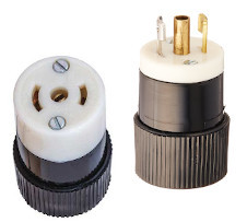 Cooper 15Amp twist lock plug